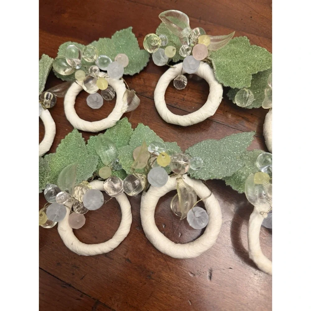 Vtg Lucite Acrylic Grape Cluster Napkin Rings Set of 8 Leaves Paper Wrapped MCM